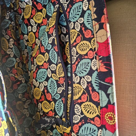 Vera Bradley Happy Snails Quilted Fabric purse Magnetic - Picture 6 of 10